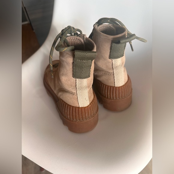 Low Heel Laced Ankle Boots - Picture 5 of 7